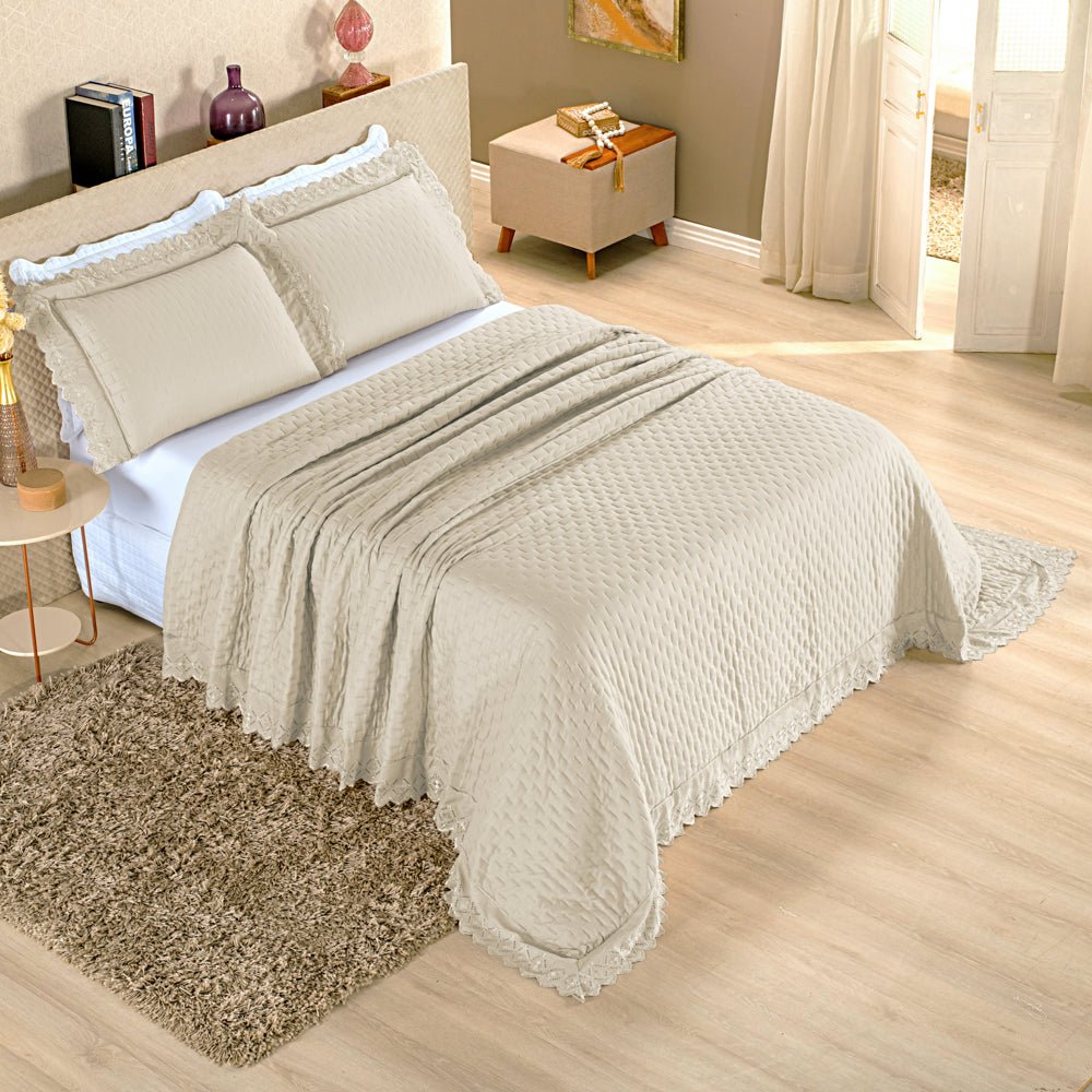 Colcha Cobre Leito 3 Peças Matelado Bordado Inglês Valência - Lora Enxovais